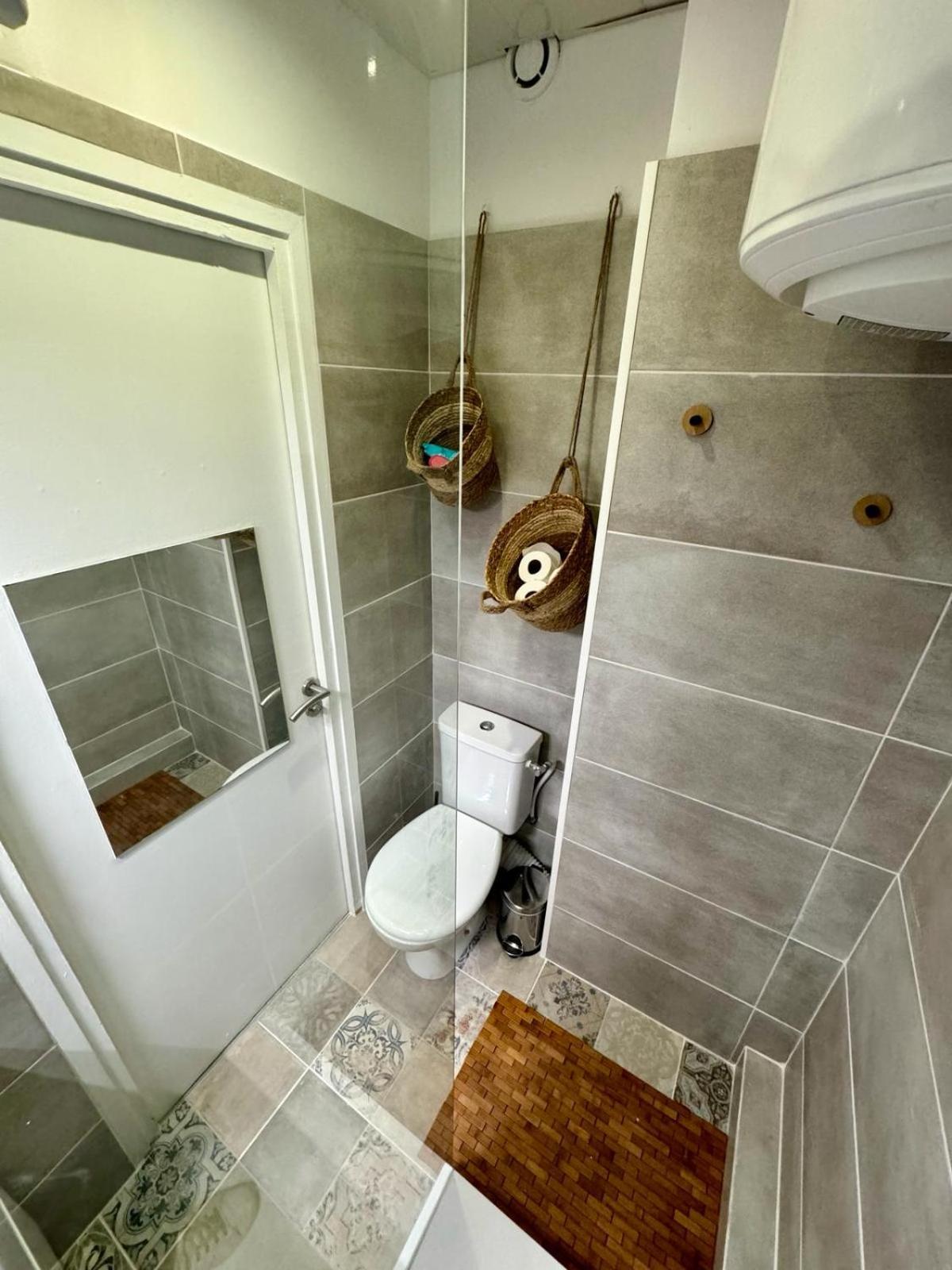 Famille Apartment